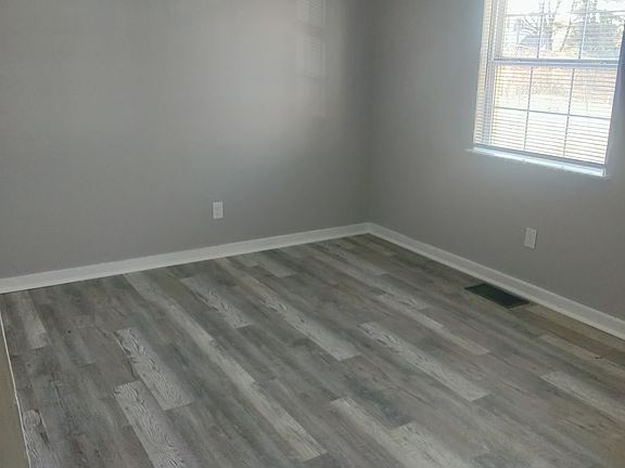 2nd image of 2 Poplar St APT 11