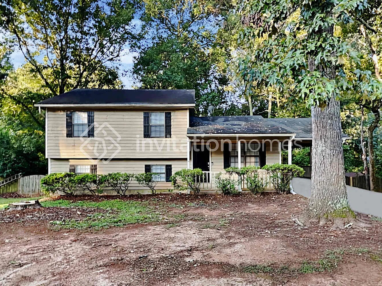 1368 Fairview Trl Lawrenceville, GA 30043 — Photo 1