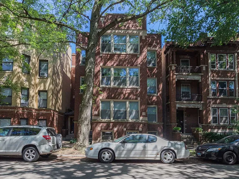 5429 S Woodlawn Ave — Photo 4