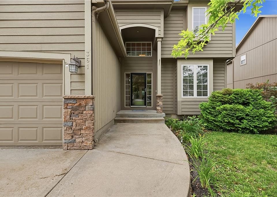 1st image of 361 W Westhoff Pl