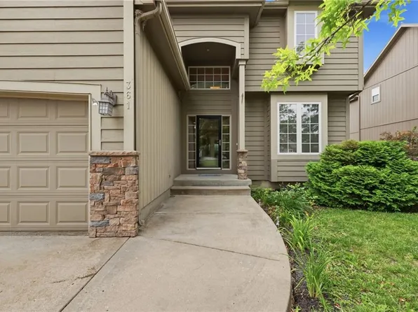 361 W Westhoff Pl, Gardner, KS 66030