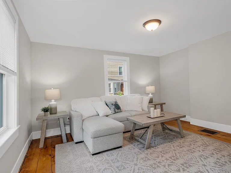 16 Chestnut St — Photo 14