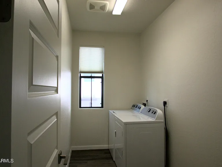 2090 S Dorsey Ln #1046 — Photo 8