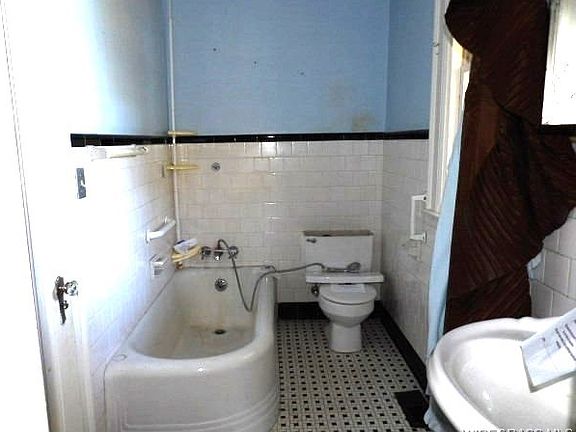 18th image of this home