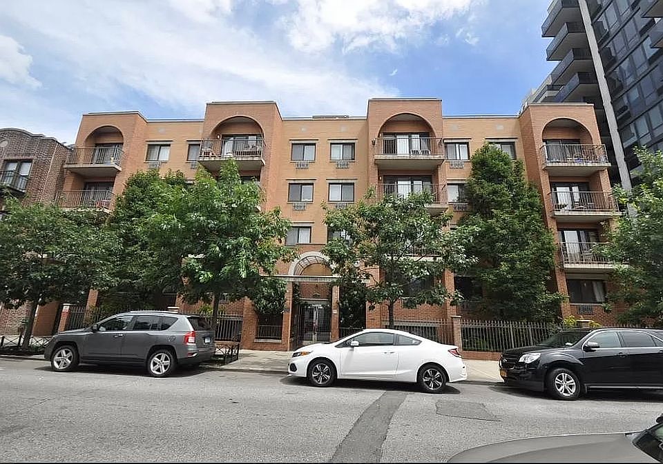1st image of 1443 28th Ave APT 4E