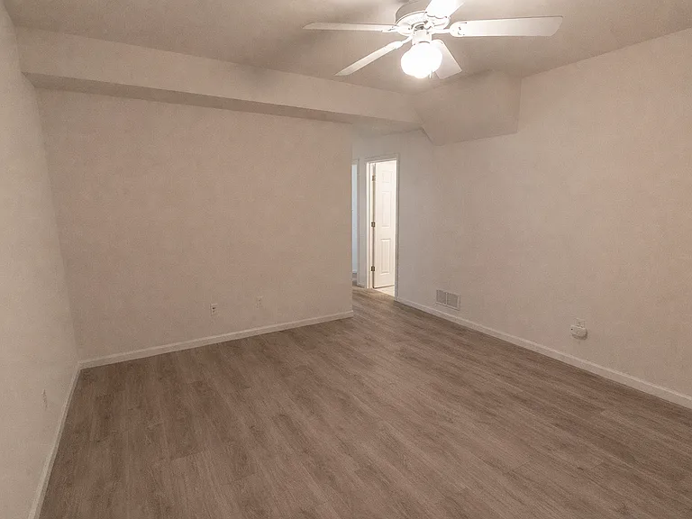 3334 Saint Charles Rd — Photo 15