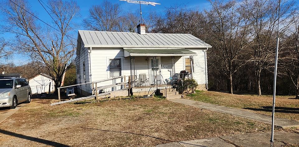 1st image of 89 Schoolfield Dr