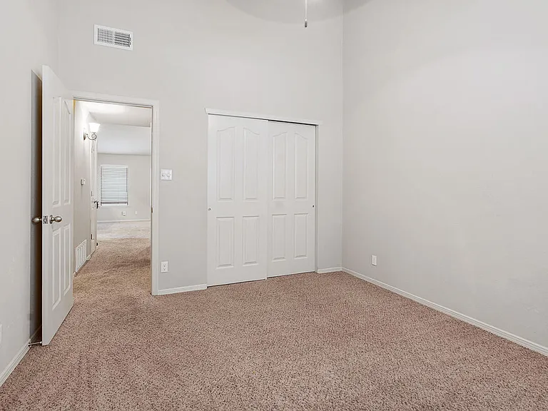 11100 Bullseye St — Photo 22
