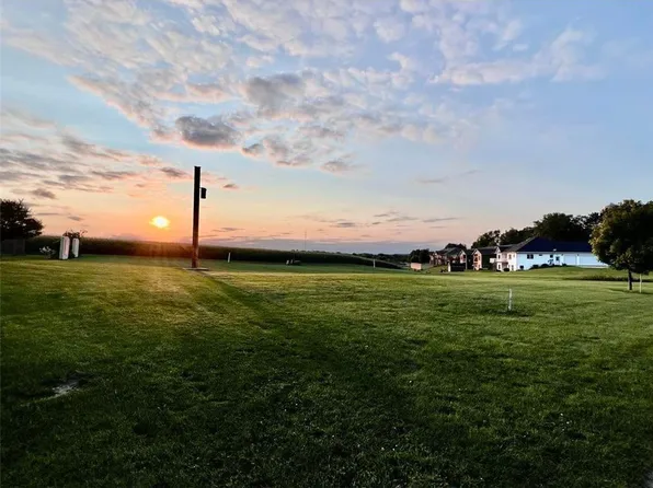 245 S Robert St, Mabel, MN 55954