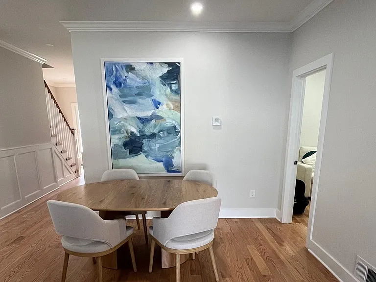 211 Rockwell Ave — Photo 10