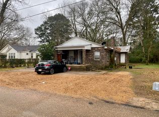 811 Lafayette St, Prentiss, MS 39474