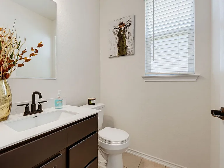 1309 Long Creek Ln — Photo 9