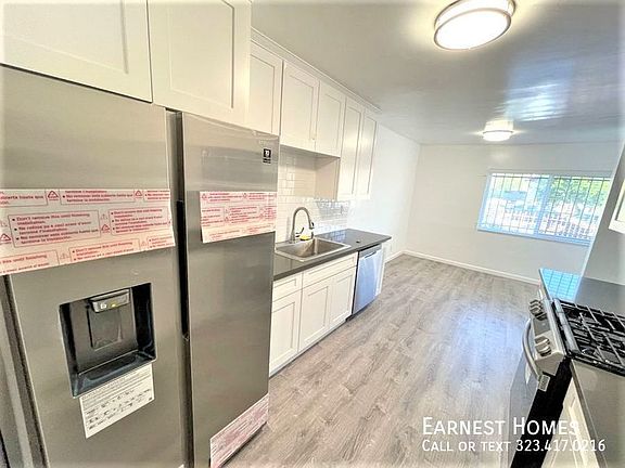 2nd image of 6133 Whitsett Ave APT 1