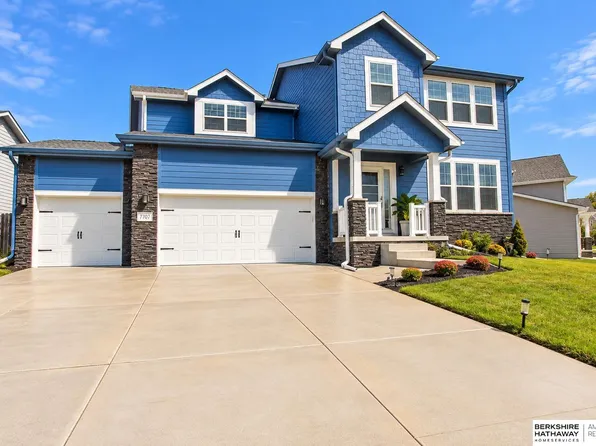 7707 N 173rd St, Bennington, NE 68007