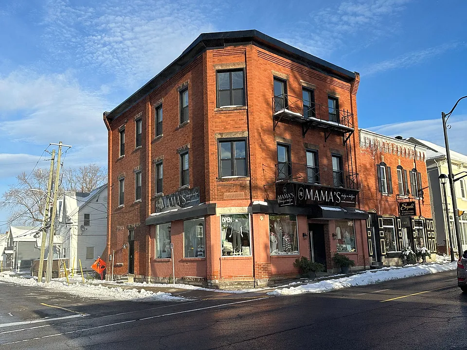 4 Water St #5