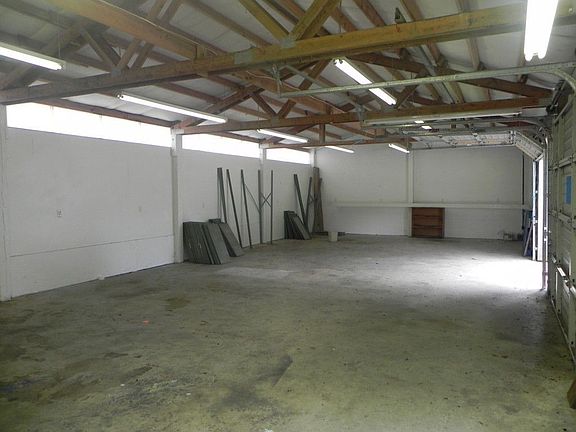 2nd image of 12325 78th Ave E