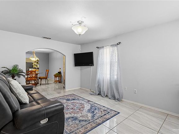 3rd image of 101 Ramirez Rd