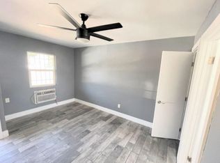 1702 N Long Beach Blvd #12, Compton, CA 90221