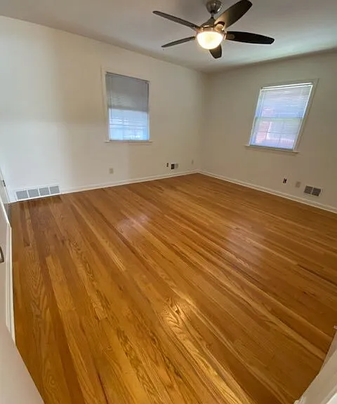 1423 Everett Ave #1 — Photo 7