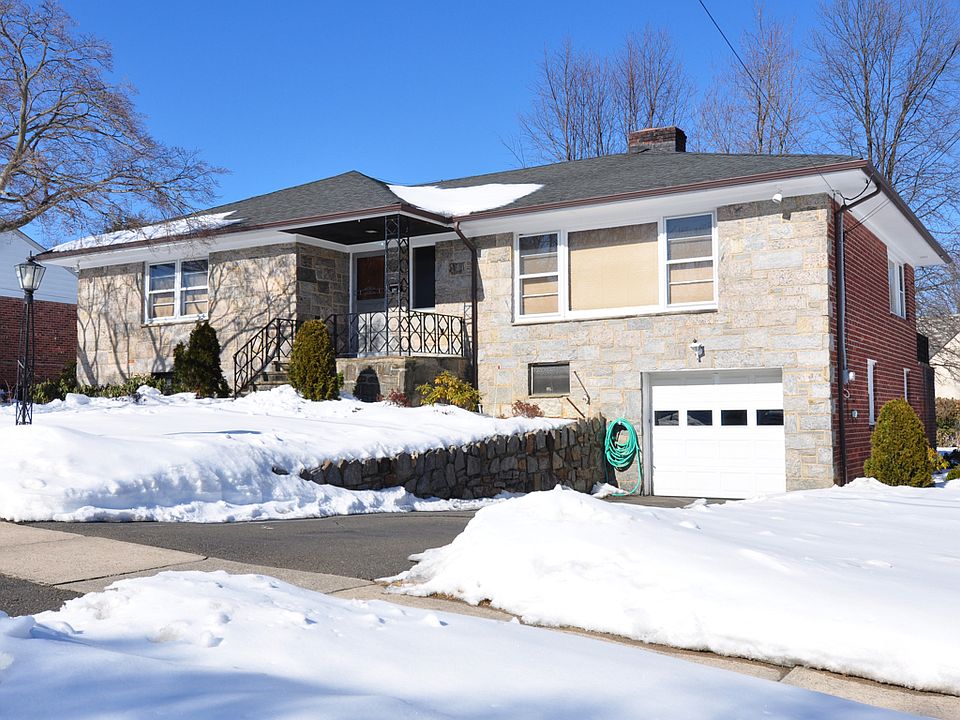 1st image of 27 Princeton Ave