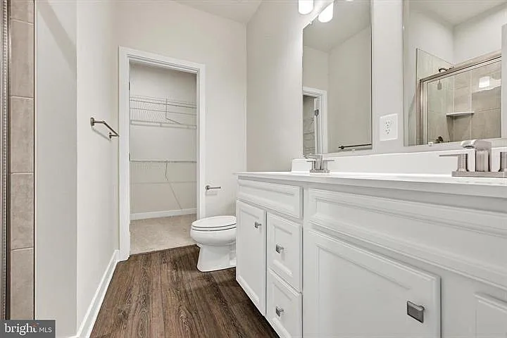 815 Lennox St — Photo 14