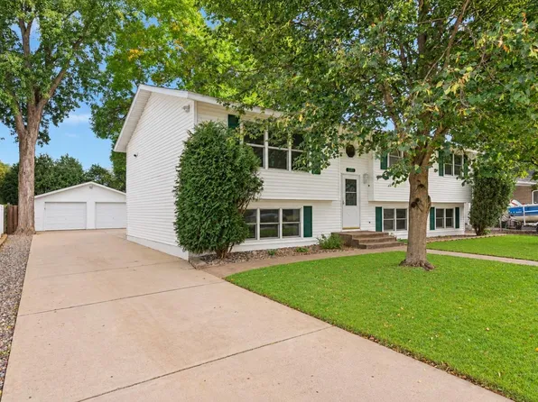1601 Walnut St, Hastings, MN 55033
