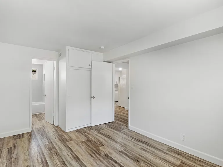 620 E Imperial Ave — Photo 12