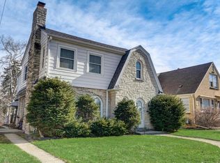 5813 W Fillmore Dr #5815, Milwaukee, WI 53219