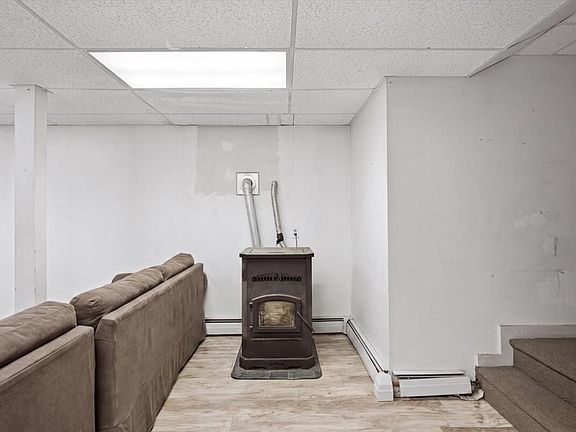 5th image of 238 Bowdoinham Road