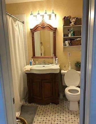 2nd image of 1215 E Central Blvd APT 3