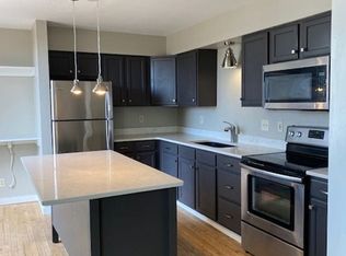 107B E Capitol Dr, Hartland, WI 53029
