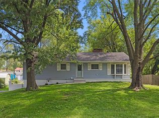 404 N Washington St, Spring Hill, KS 66083