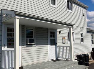 118 Elm Ave APT 1, Glen Cove, NY 11542