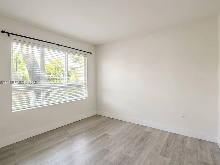 2535 NE 193rd St #3104 — Photo 14