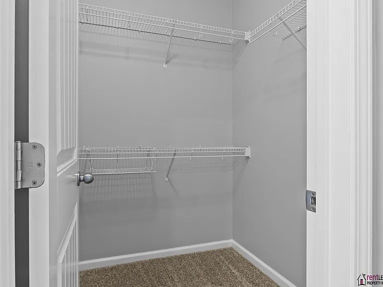 111 High Hope Ln — Photo 23