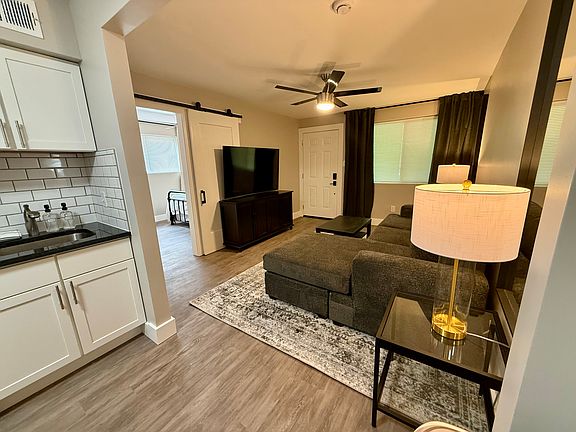 3rd image of 10101 Cabana Club Dr APT 16
