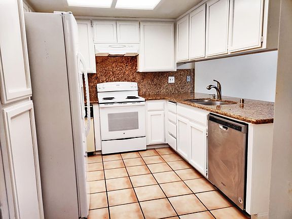 2nd image of 11482 Garden Terrace Dr