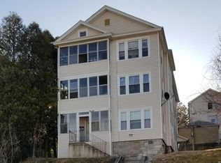 165 Perry Ave, Worcester, MA 01610