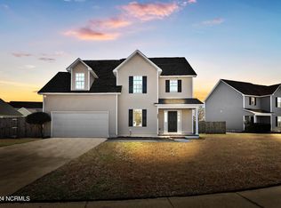 203 Ashcroft Dr, Jacksonville, NC 28546