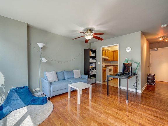 5th image of 3550 N Lake Shore Dr #2125A
