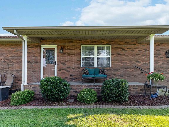 5th image of 67 Johnson Ln
