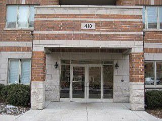 3rd image of 410 S Western St 405 #405