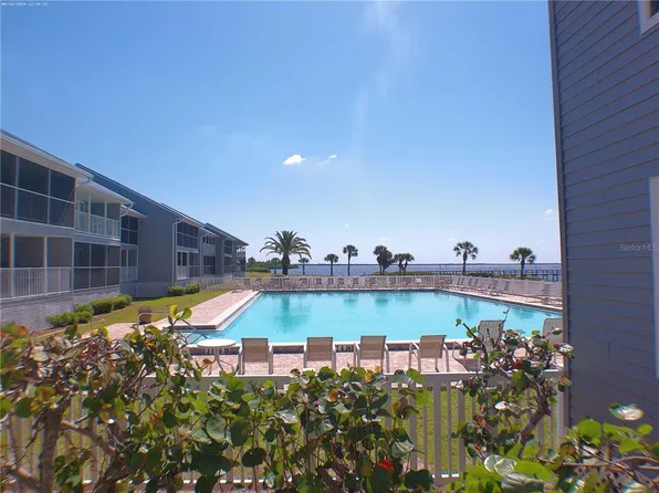 4410 WARREN AVENUE #107, PORT CHARLOTTE, FL 33953