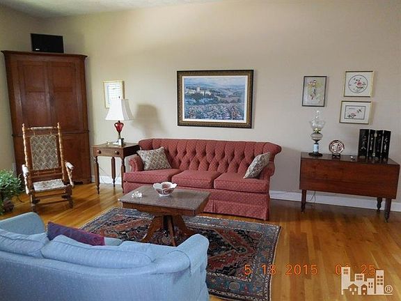 5th image of 8732 Sedgley Dr