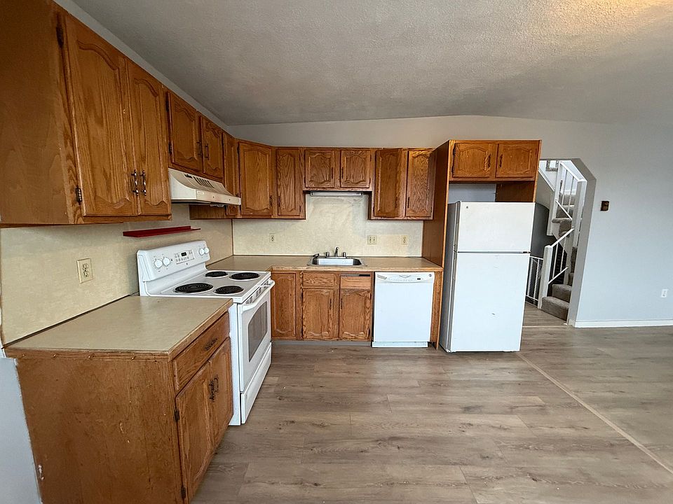 1st image of 31 Chelsea St #4A