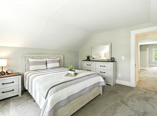 29 Healy St, West Springfield, MA 01089