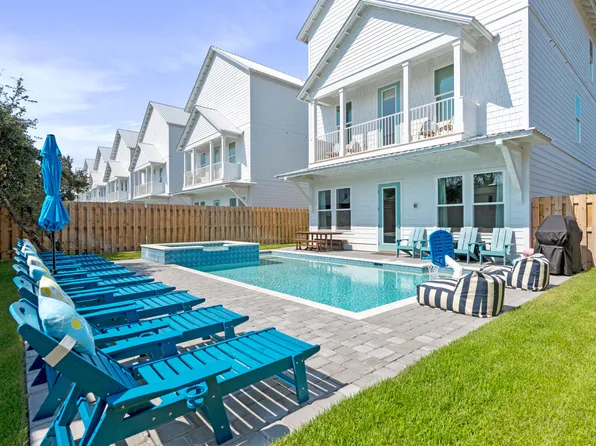 9 Cobian Ct, Miramar Beach, FL 32550