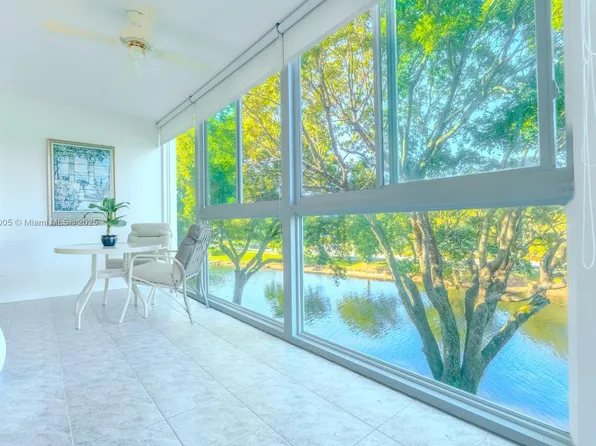 2005 Granada Dr APT E3, Coconut Creek, FL 33066
