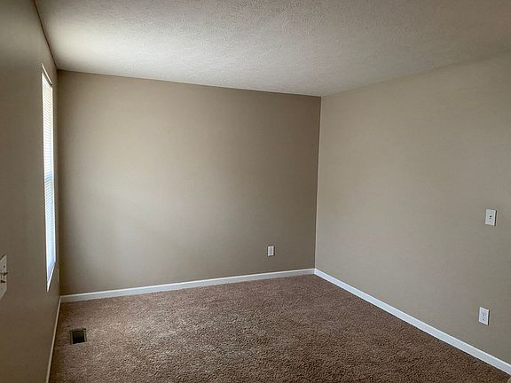 2nd image of 318 Cloverhill Dr