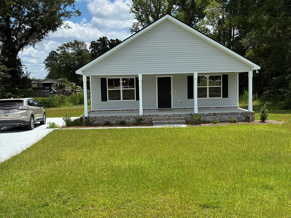 103 Continental Dr
